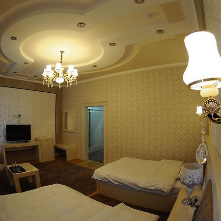 Hotel Afrosiyob Qarshi Ngoại thất bức ảnh