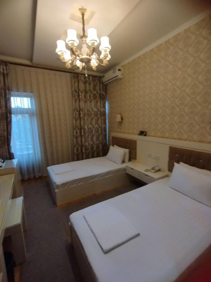Hotel Afrosiyob Qarshi Ngoại thất bức ảnh