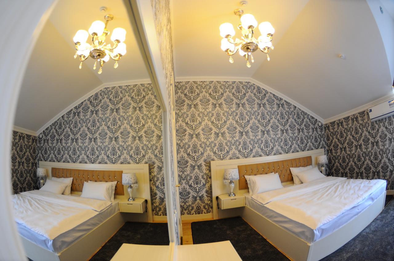 Hotel Afrosiyob Qarshi Ngoại thất bức ảnh