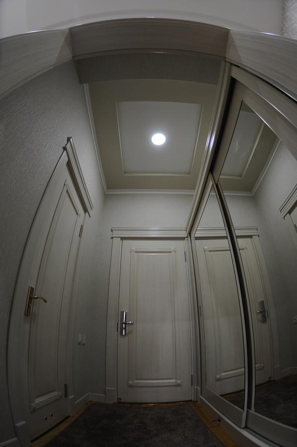 Hotel Afrosiyob Qarshi Ngoại thất bức ảnh
