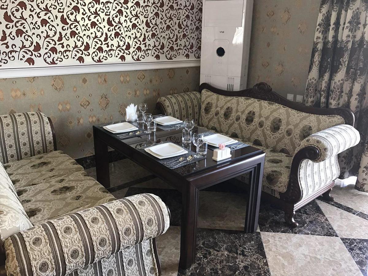 Hotel Afrosiyob Qarshi Ngoại thất bức ảnh